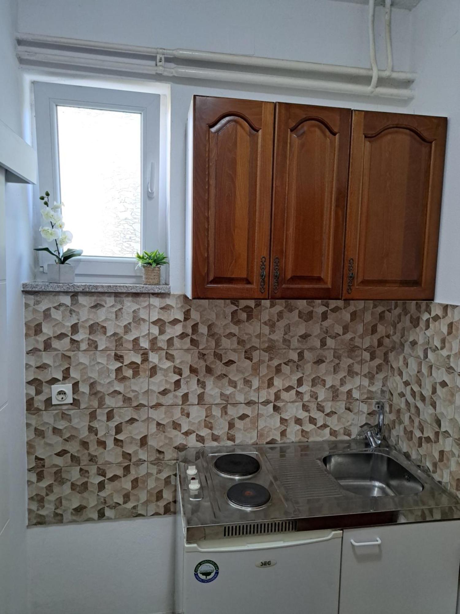 Apartman Oaza เทรบินเย ภายนอก รูปภาพ